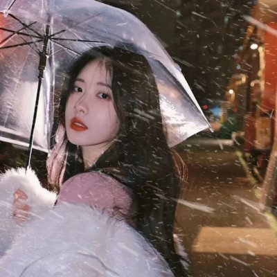 美鸟伴身边